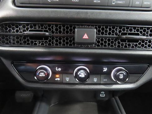 Used 2024 Honda HR-V LX image 26