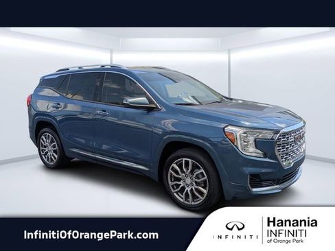 Used 2024 GMC Terrain Denali w/ Denali Premium Package image 1