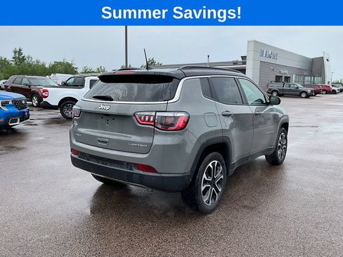 Used 2024 Jeep Compass Limited AWD/4WD image 7