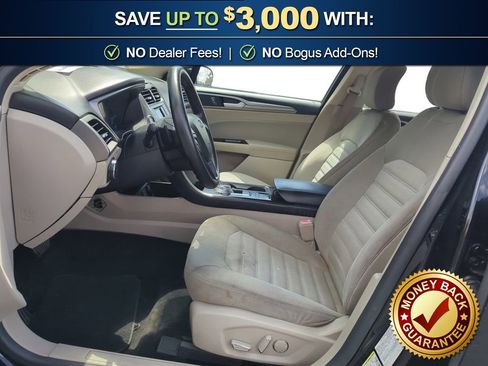 Used 2017 Ford Fusion SE FWD image 14