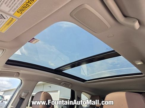 Certified 2025 Acura RDX SH-AWD w/ Technology Package image 17