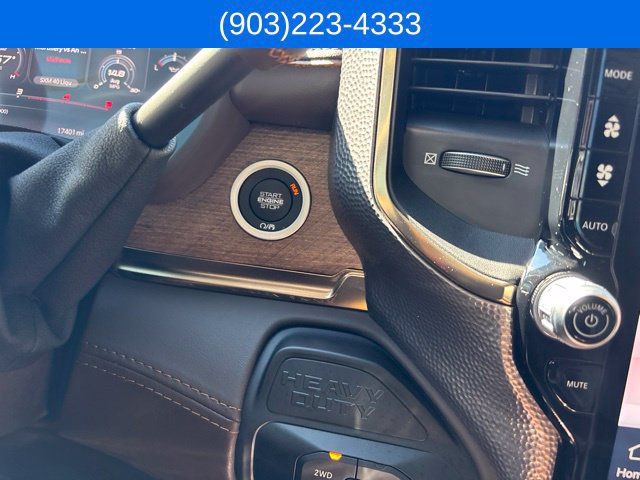 Used 2025 RAM 2500 Limited AWD/4WD image 27