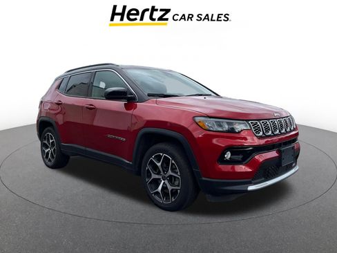 Used 2025 Jeep Compass Limited image 1