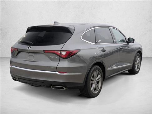 Used 2023 Acura MDX SH-AWD image 5