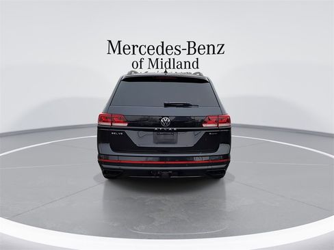 Used 2023 Volkswagen Atlas SEL R-Line image 7