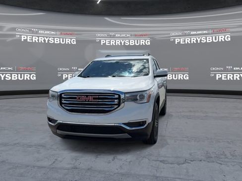 Used 2017 GMC Acadia SLT FWD image 3