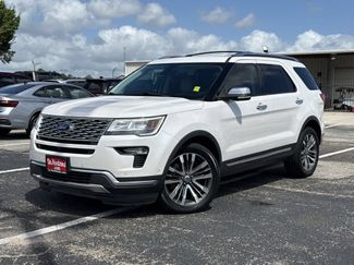 Used 2019 Ford Explorer Platinum AWD/4WD video 1