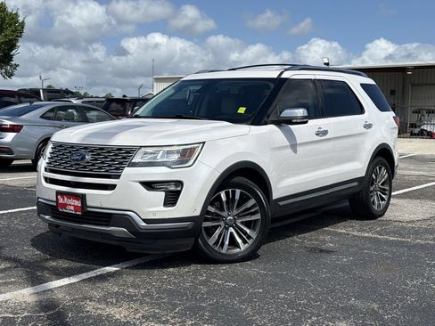 Used 2019 Ford Explorer Platinum AWD/4WD image 1