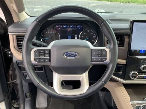 Used 2024 Ford Expedition Max Limited AWD/4WD image 30