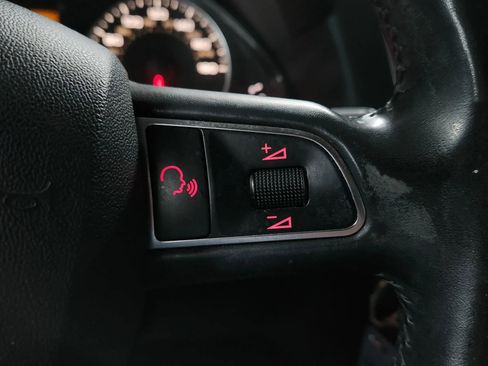 Used 2012 Audi Q5 2.0T Premium image 33