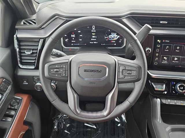 Certified 2026 GMC Sierra 2500 Denali Ultimate AWD/4WD image 11