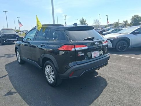 Used 2023 Toyota Corolla Cross LE FWD image 11