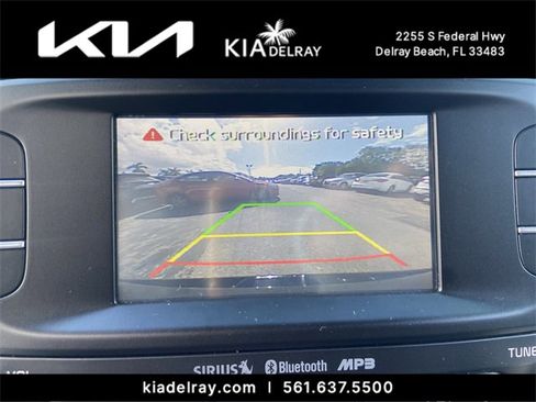 Used 2016 Kia Soul + image 18