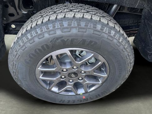 Used 2025 Ford Ranger XLT w/ FX4 Off-Road Package image 10