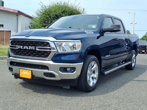 Used 2023 RAM 1500 Big Horn AWD/4WD image 3