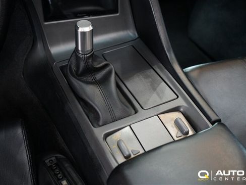 Used 1991 Chevrolet Corvette Convertible RWD image 28