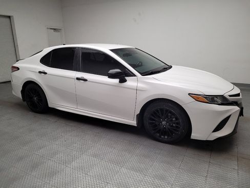 Used 2019 Toyota Camry SE image 11