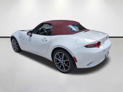Used 2018 MAZDA MX-5 Miata Grand Touring RWD image 6