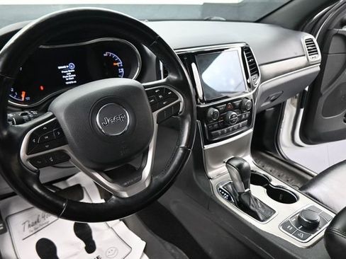 Used 2021 Jeep Grand Cherokee Limited AWD/4WD image 28