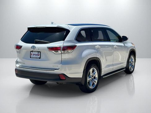 Used 2016 Toyota Highlander Limited FWD image 5