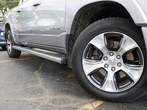Used 2019 RAM 1500 Laramie w/ Sport Appearance Package AWD/4WD image 6