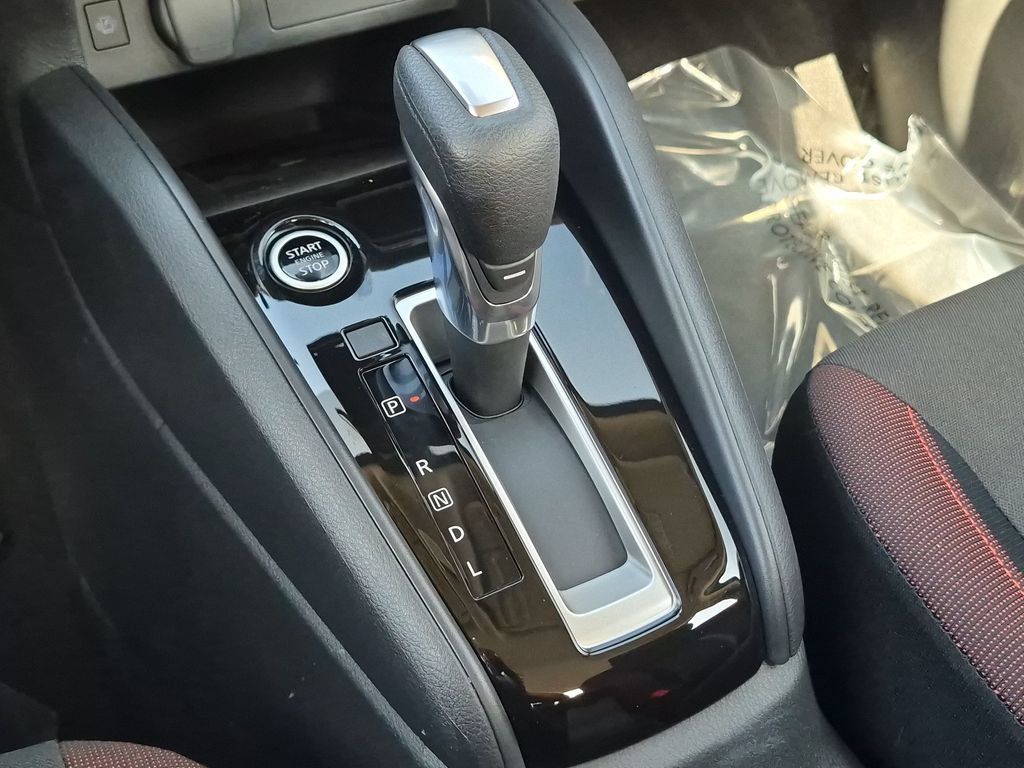 Certified 2025 Nissan Versa SR w/ Trunk Package FWD image 26