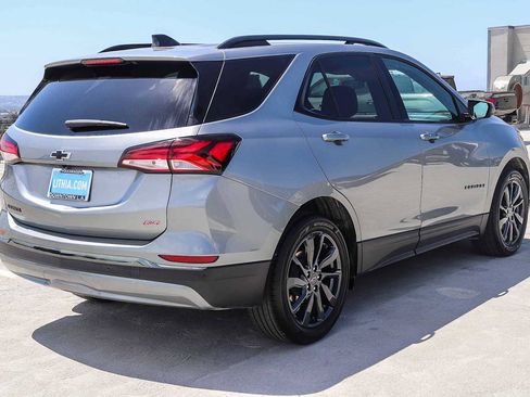 Used 2023 Chevrolet Equinox RS image 4