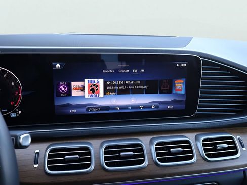 Certified 2025 Mercedes-Benz GLE 350 4MATIC image 23