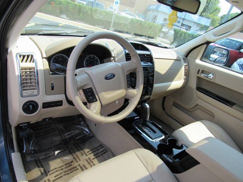 Used 2010 Ford Escape Limited FWD image 28
