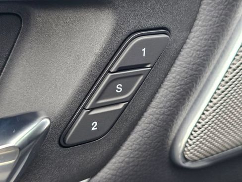 Used 2025 RAM 1500 Laramie w/ Night Edition AWD/4WD image 27