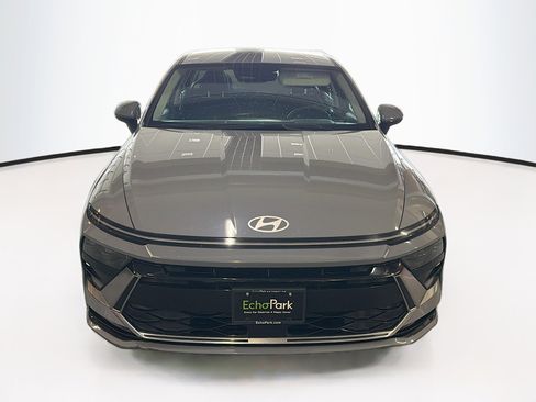 Used 2024 Hyundai Sonata SEL AWD/4WD image 2