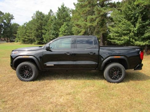 Used 2026 GMC Canyon Elevation AWD/4WD image 2