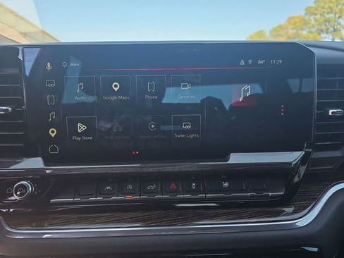 Used 2024 GMC Sierra 1500 Elevation w/ LPO, Elevation Black Package AWD/4WD image 19