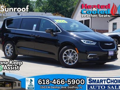 Used 2026 Chrysler Pacifica Limited