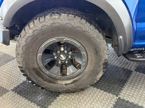 Used 2018 Ford F150 Raptor w/ Equipment Group 802A Luxury AWD/4WD image 14