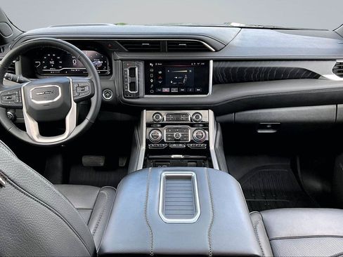 Used 2023 GMC Yukon XL Denali w/ LPO, Floor Liner Package AWD/4WD image 17