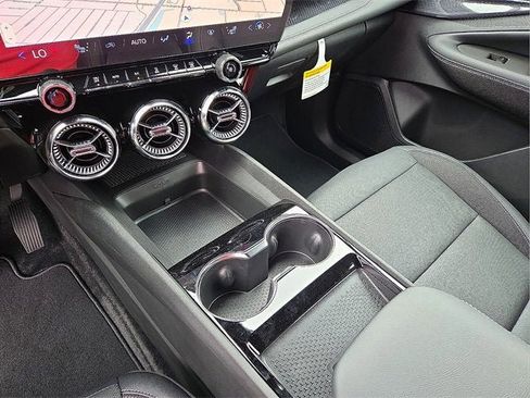 New 2026 Chevrolet Blazer EV LT image 25
