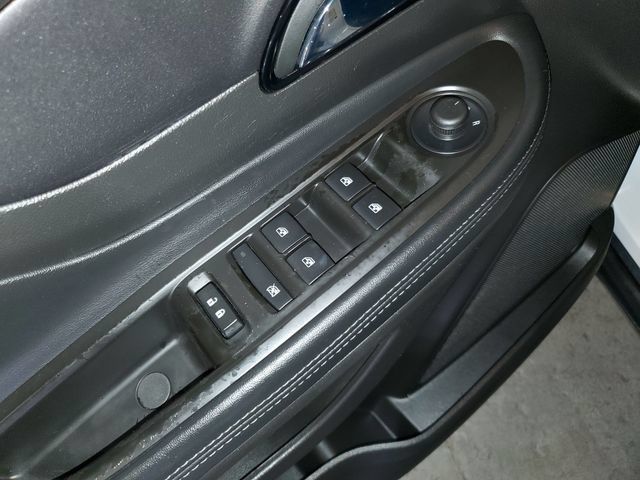 Used 2019 Buick Encore Preferred AWD/4WD image 13