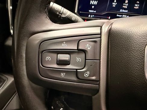 Used 2025 GMC Sierra 3500 Denali w/ Denali Reserve Package AWD/4WD image 36