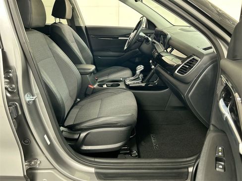 Certified 2024 Kia Seltos S image 23