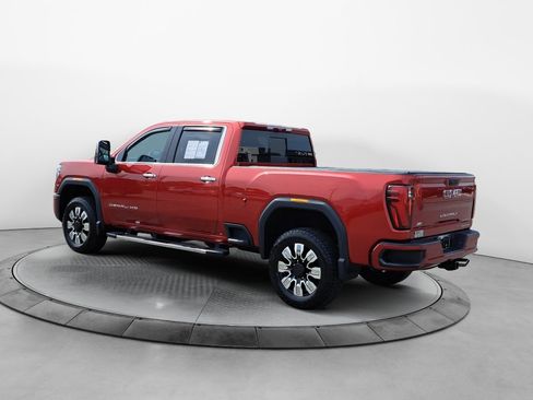Used 2024 GMC Sierra 2500 Denali w/ Technology Package AWD/4WD image 5