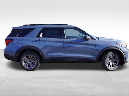 New 2026 Ford Explorer Active AWD/4WD image 2