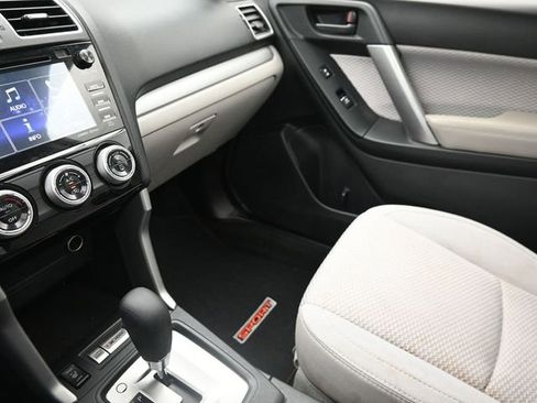 Used 2018 Subaru Forester 2.5i Premium image 30