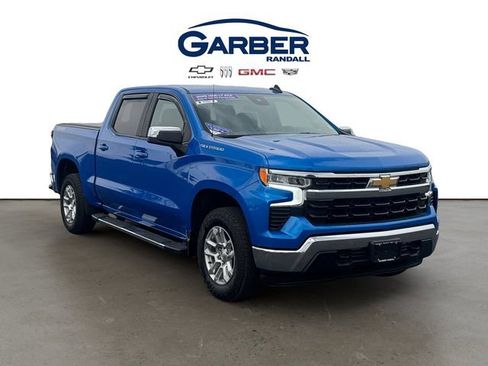 Used 2025 Chevrolet Silverado 1500 LT w/ Convenience Package II image 7