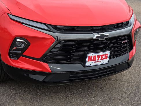 Used 2025 Chevrolet Blazer RS w/ Driver Confidence II Package image 6