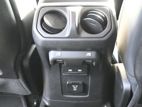 New 2025 Jeep Wrangler Unlimited Rubicon 4xe w/ Safety Group AWD/4WD image 18