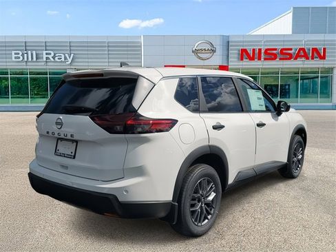 New 2026 Nissan Rogue S image 4