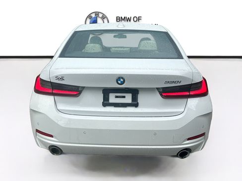 Certified 2024 BMW 330i Sedan w/ Convenience Package RWD image 6