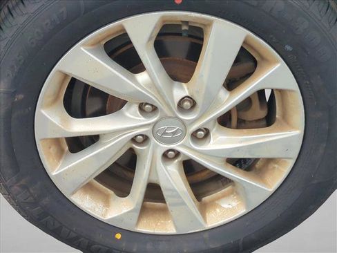 Used 2020 Hyundai Tucson SE image 12