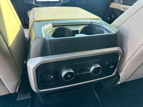 Used 2023 Ford Expedition Max Limited RWD image 17